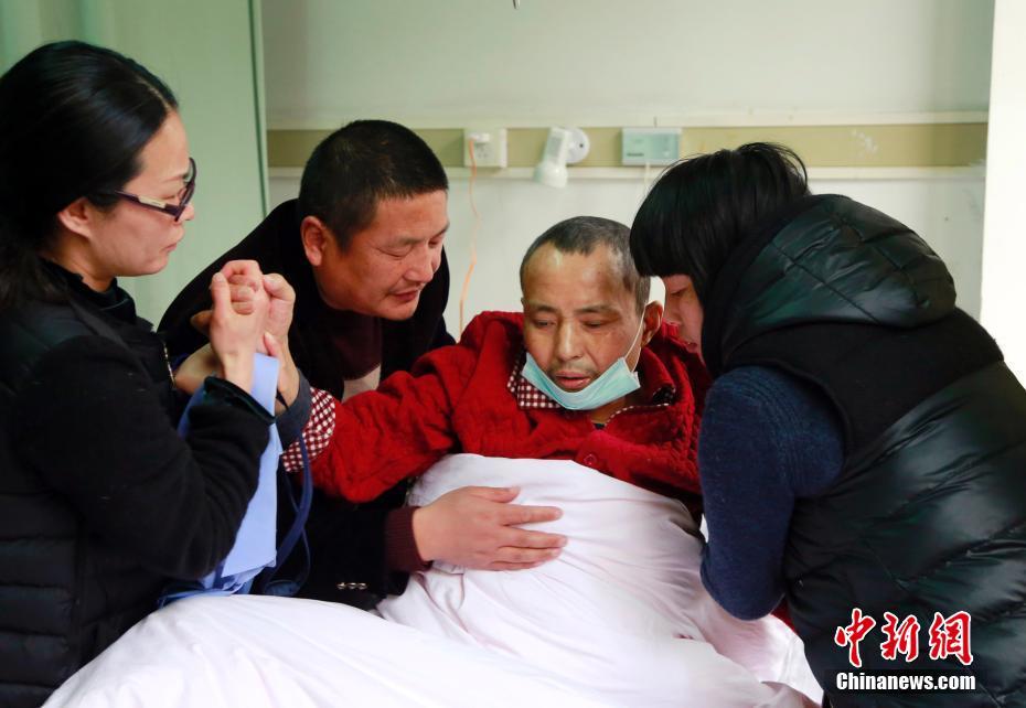 浙江民警患癌6年 用最后的時光詮釋職業信仰