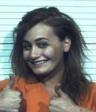 正經(jīng)點(diǎn)！盤點(diǎn)那些奇葩的犯罪嫌疑人頭像