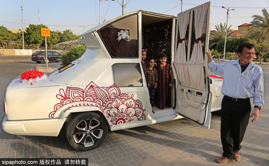 現代版“灰姑娘的南瓜馬車”：巴勒斯坦一男子別出心裁 改裝出華麗婚車