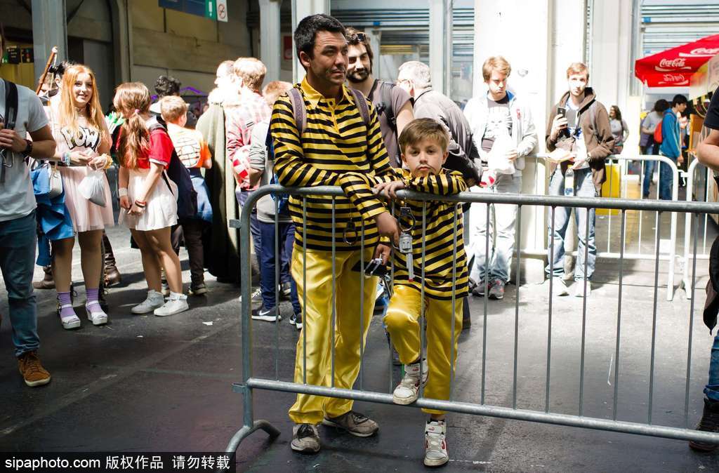 2017意大利都靈國際漫展 動(dòng)漫迷cosplay互動(dòng)趣味十足