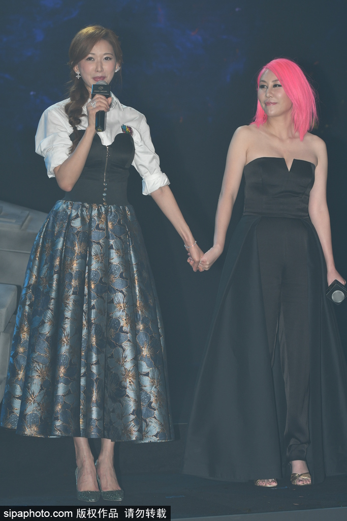 林志玲為好友助陣站臺(tái) 麻花辮亮相盡顯少女情懷