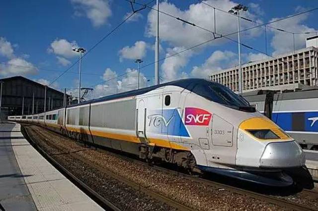 厭倦了國內高鐵餐?來看看“別人家的盒飯”長啥樣