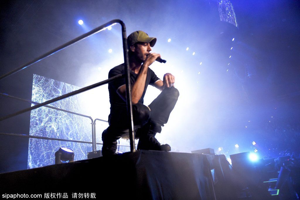 “情歌王子”安立奎演唱會 活力四射hold住全場