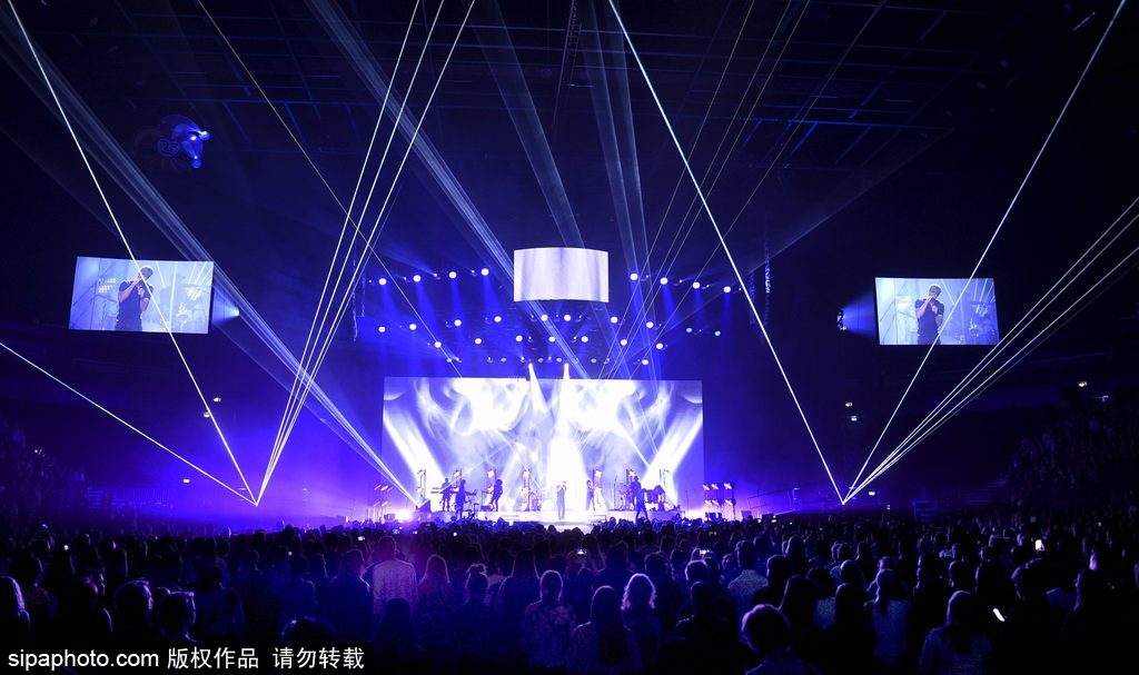 “情歌王子”安立奎演唱會 活力四射hold住全場