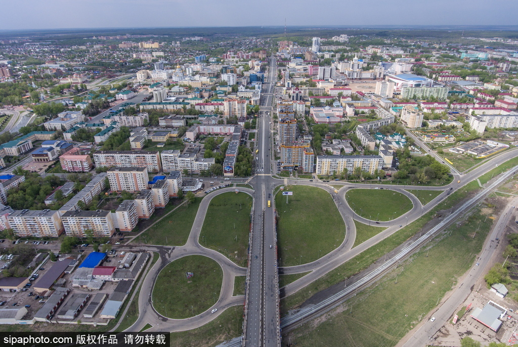俯瞰俄羅斯薩蘭斯克城市風光