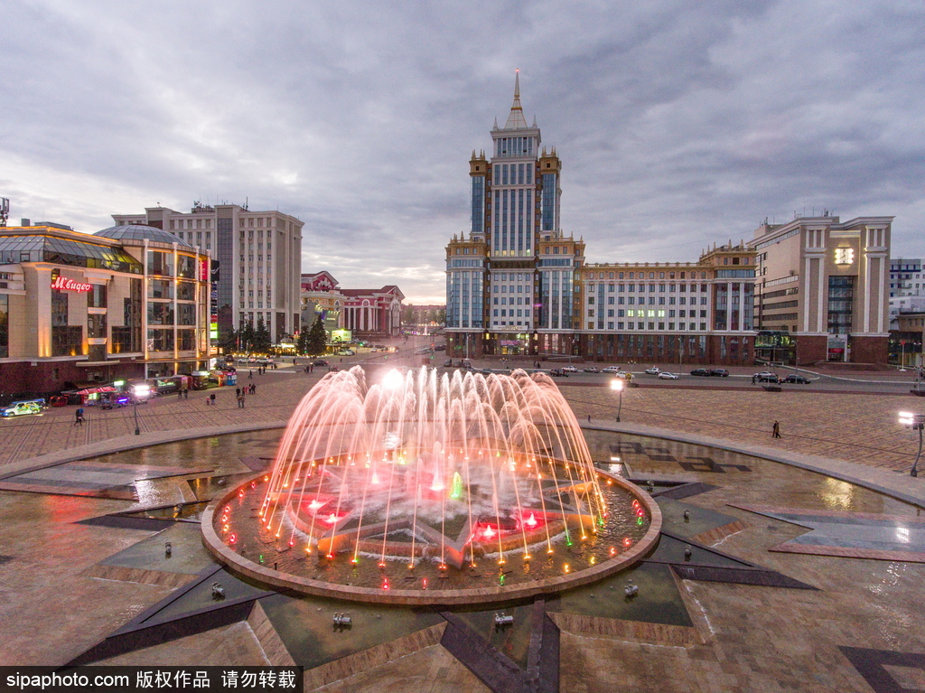 俯瞰俄羅斯薩蘭斯克城市風光