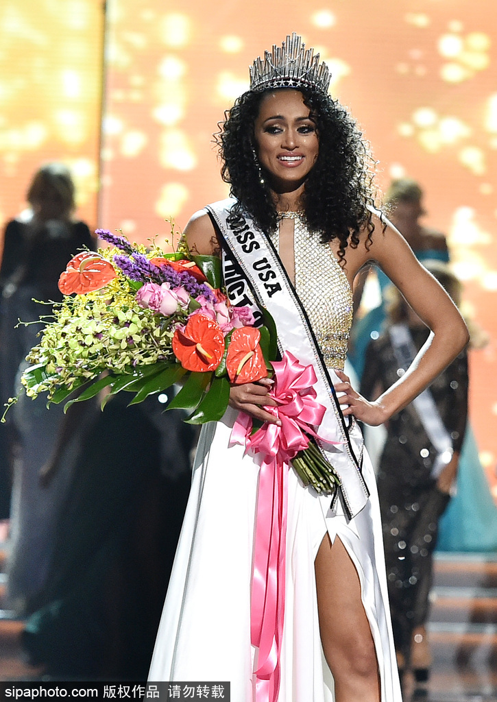 2017美國小姐出爐 哥倫比亞區(qū)小姐奪冠淚灑現(xiàn)場