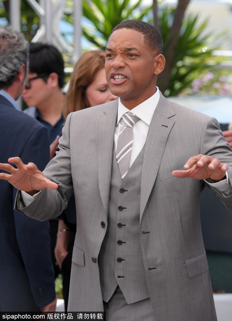 70屆戛納：你腫么了？威爾·史密斯變”逗比表情帝“一言難盡