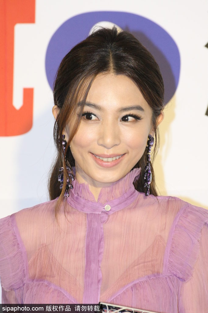 2017 hito流行音樂(lè)獎(jiǎng)： 田馥甄紫色紗裙亮相仙氣十足