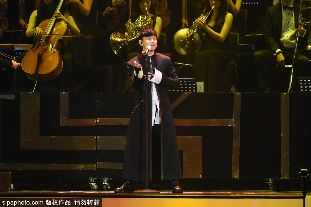 2017 hito流行音樂獎頒獎禮：林俊杰黑衣登臺深情獻唱