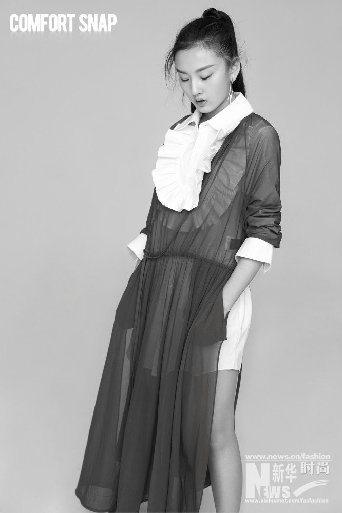 宋祖兒黑白大片曝光 鬼馬少女大秀混搭風