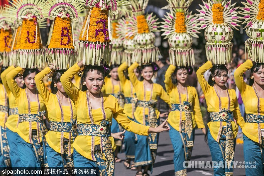 巴厘島藝術節開幕游行 讓你領略不一樣的巴厘風情