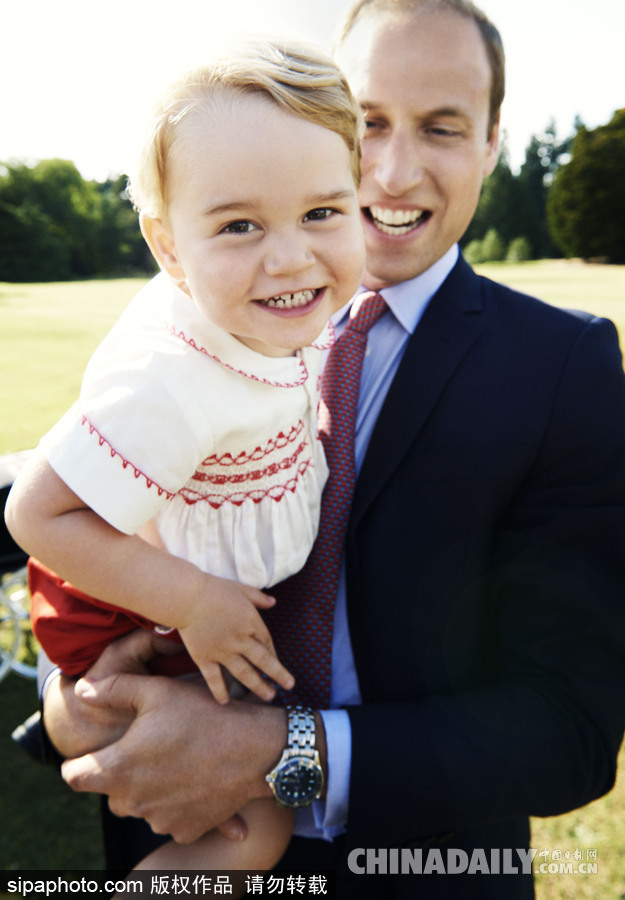 從一本正經(jīng)到逗趣可愛 盤點政界王室老爸與兒女的相處之道