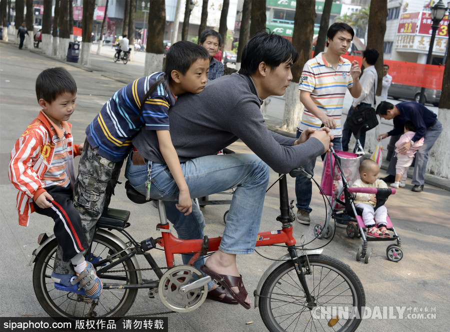 父親節(jié)到來(lái) 盤(pán)點(diǎn)“超能力”老爸的親子時(shí)刻