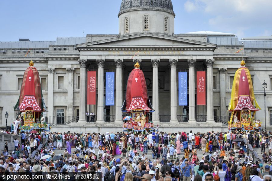英國(guó)倫敦慶祝倫敦壇車(chē)節(jié) 民眾一路載歌載舞