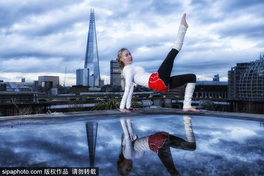 請收下我的膝蓋！國際瑜伽日盤點全球超牛瑜伽大神