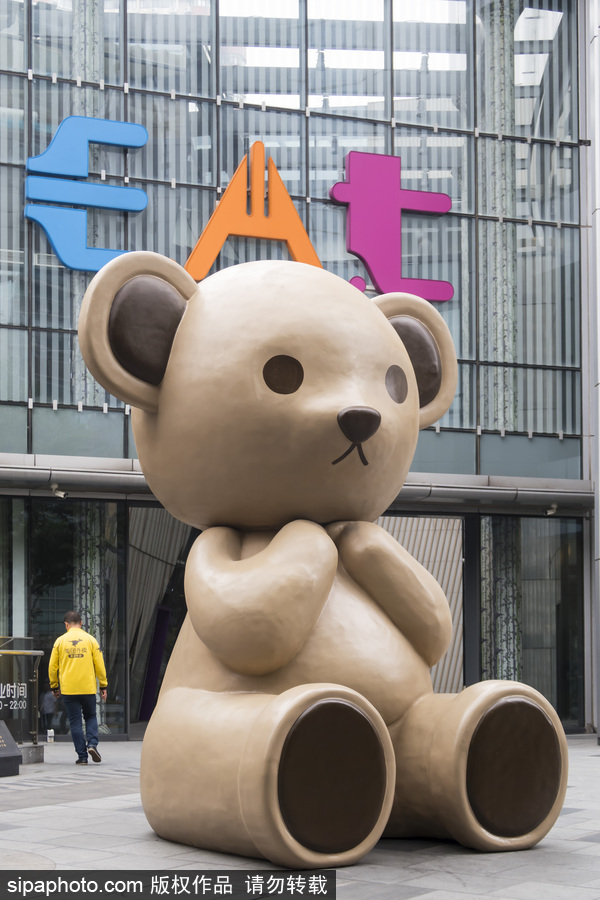 一座城市一座夢 盤點(diǎn)繽紛特色街頭雕塑