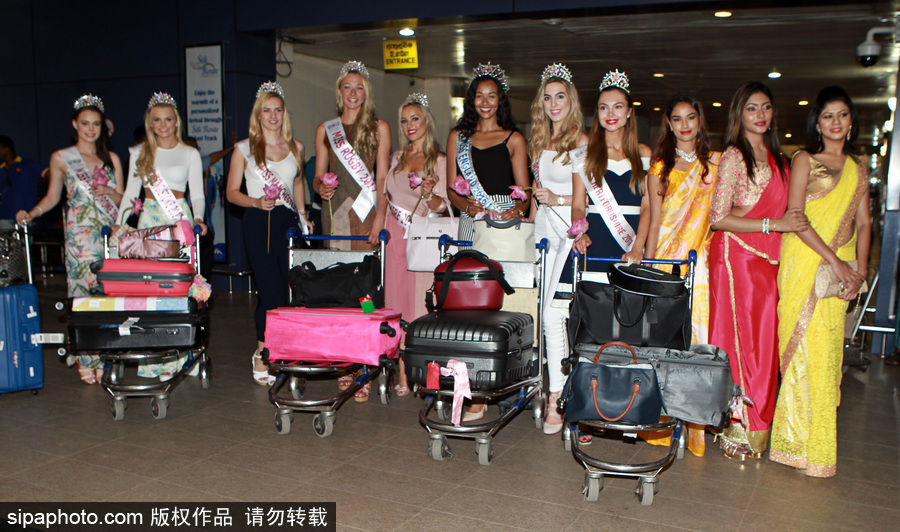 誰(shuí)更美？2017英國(guó)小姐與斯里蘭卡小姐同臺(tái)競(jìng)艷