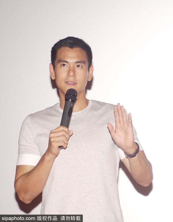 彭于晏出席電影《悟空傳》見面會 頻做鬼臉與粉絲互動顯親和