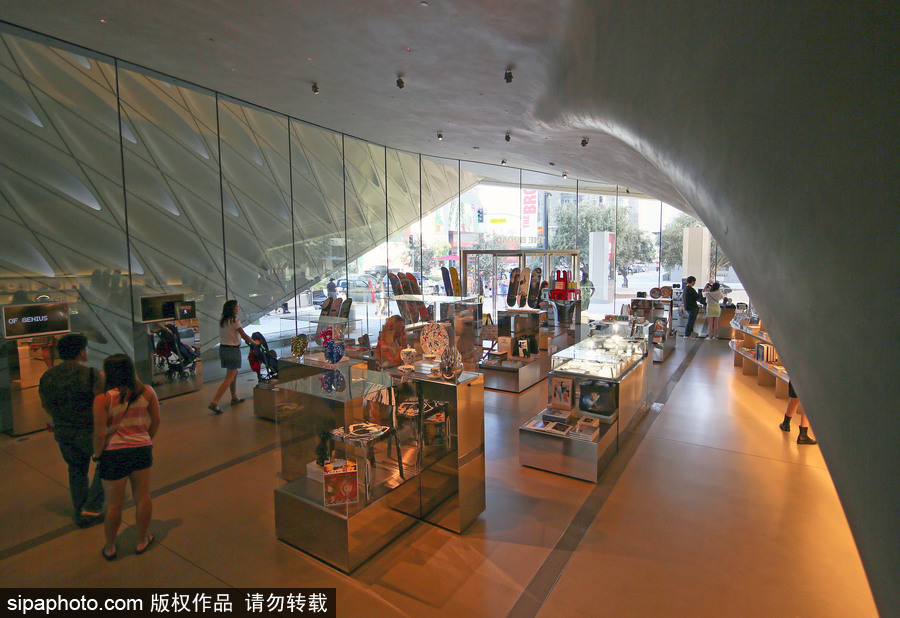 走進(jìn)美國布洛德博物館 開啟生動(dòng)有趣的藝術(shù)之旅