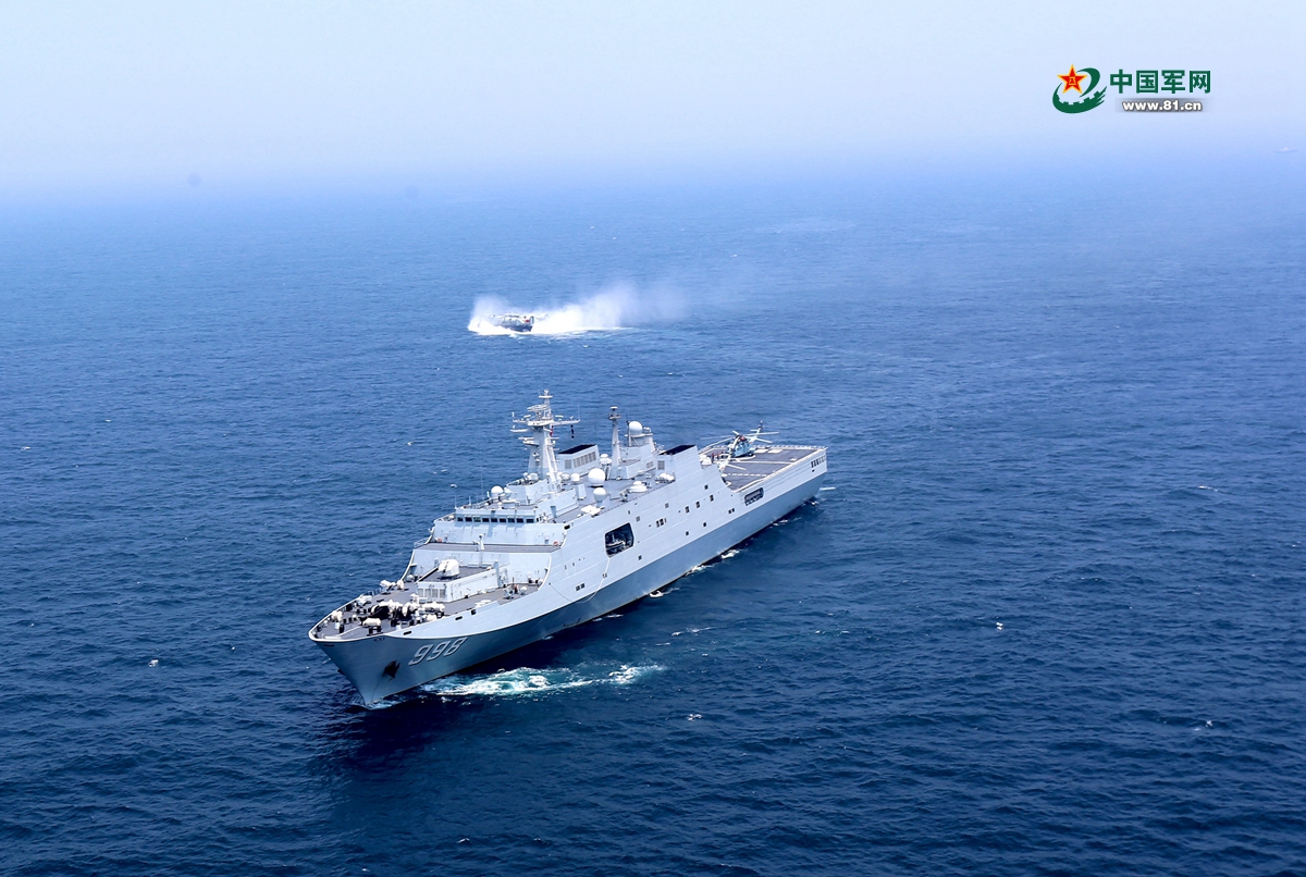 立體投送登陸 我海軍艦、機、艇協同出擊