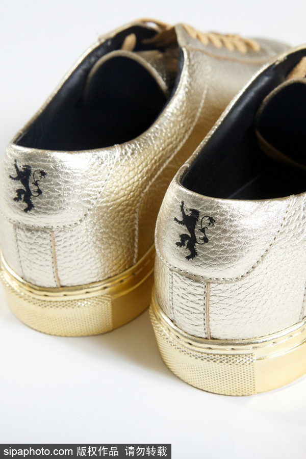 《權(quán)力的游戲》新周邊！限定黃金鞋你心動了么？
