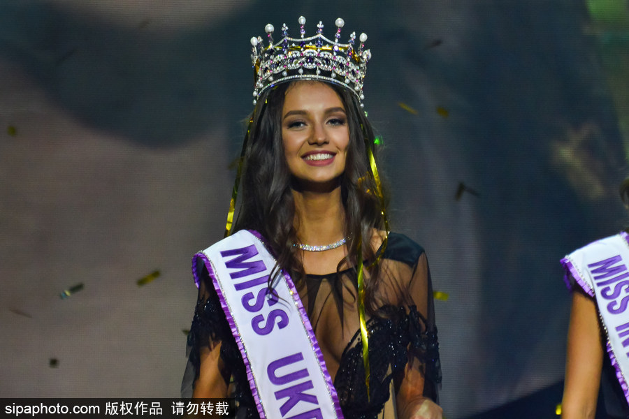 本屆港姐讓人大跌眼鏡？看烏克蘭小姐選美決賽冠軍美得像洋娃娃