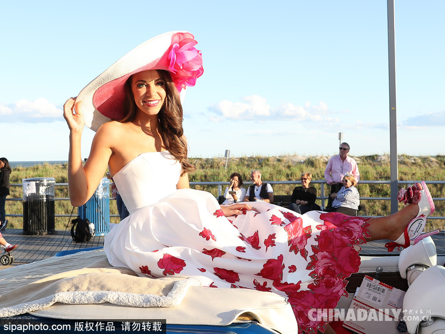 2018美國小姐選美大賽游行 美艷選手游街展示美腿美鞋