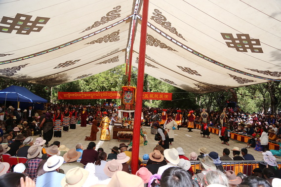 藏戲藝術：在新時代煥發出新的生機和活力——專訪西藏自治區文化廳非物質文化遺產處處長吉吉