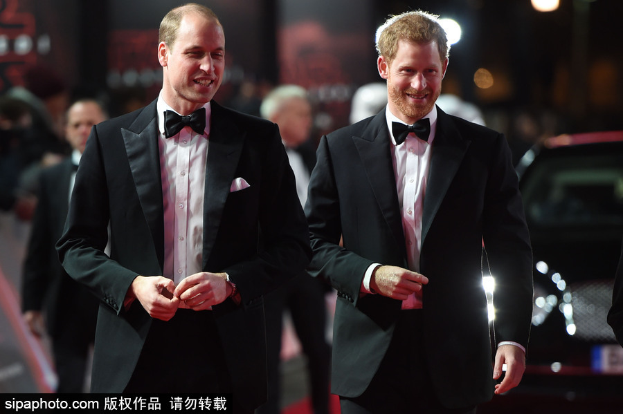 威廉王子與哈里王子齊現身助陣《星戰8》首映