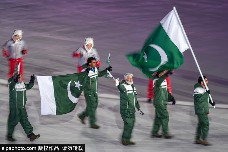 冰雪運(yùn)動(dòng)魅力無限！盤點(diǎn)平昌冬奧會(huì)開幕式上那些“特殊”參賽國(guó)
