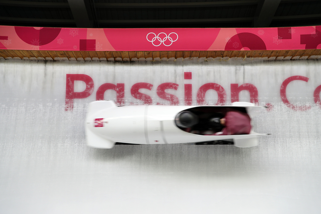 平昌冬奧會雪車比賽進行，中國組合李純鍵/王思棟名列第26
