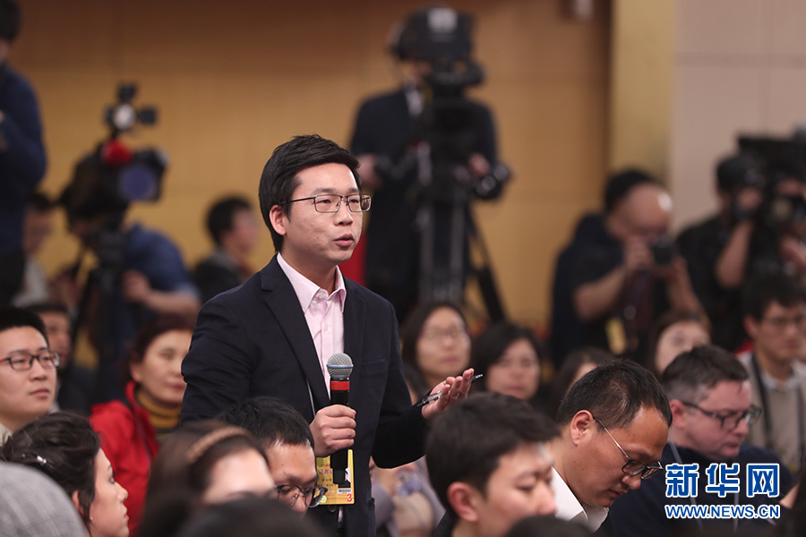 劉永富：培訓提高貧困群眾勞動技能水平和脫貧能力