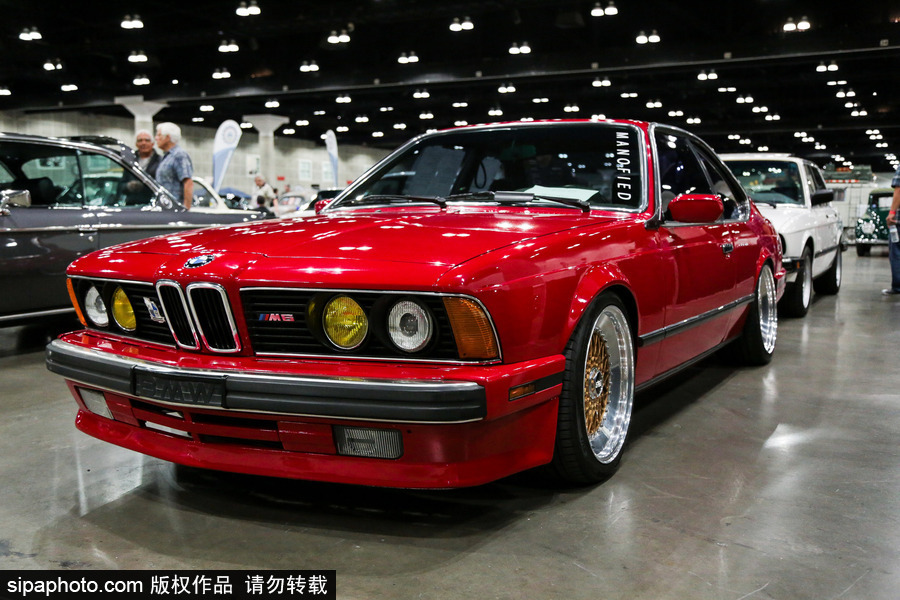 美國洛杉磯舉行經典車展 匯聚各式老爺車復古懷舊