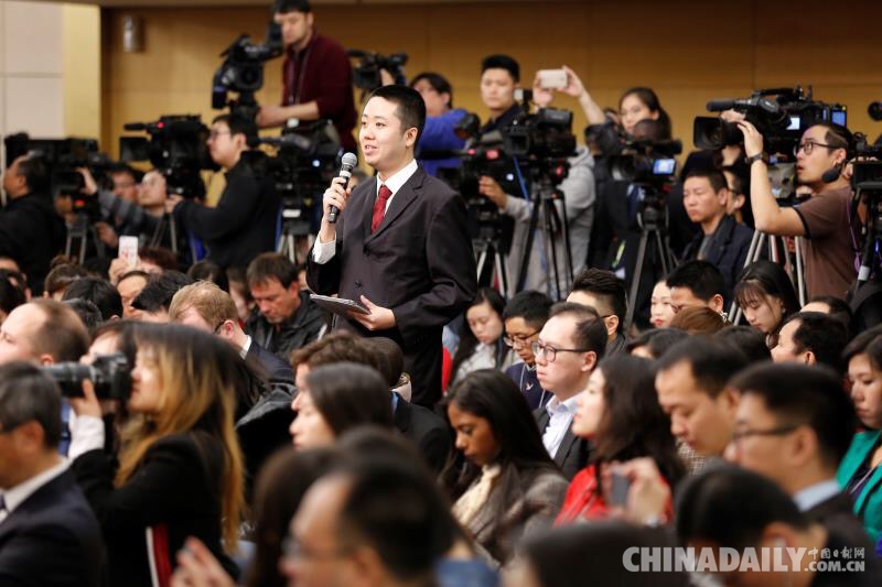 外交部部長王毅就“中國的外交政策和對外關系”答記者問