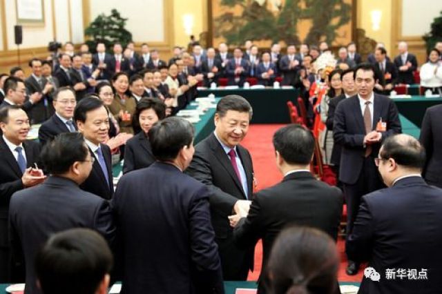 在這里,總書記和基層書記面對面