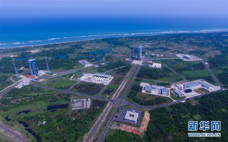 春潮拍岸千帆進(jìn)——海南特區(qū)改革開放30年紀(jì)實(shí)