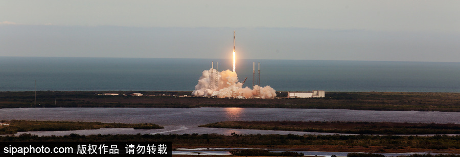 SpaceX發射“龍”飛船 為國際空間站運送補給