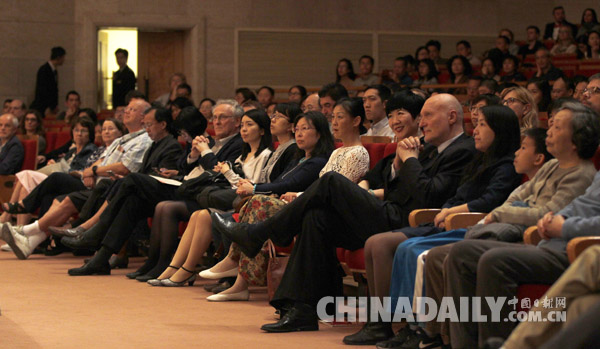 國(guó)家外國(guó)專(zhuān)家局五一音樂(lè)會(huì)在京舉辦