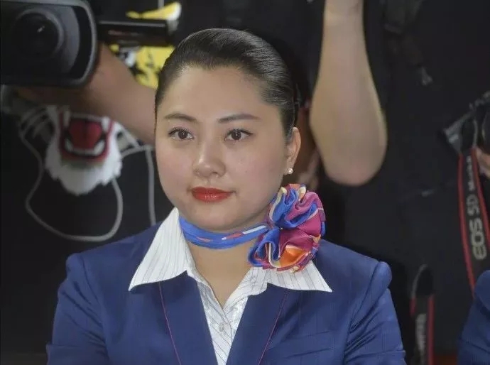 川航機(jī)長(zhǎng)回憶生死備降驚魂一刻，這波操作簡(jiǎn)直是奇跡！