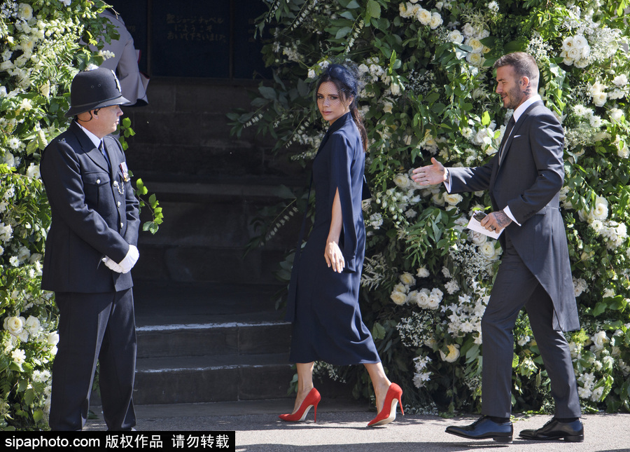 哈里王子大婚現(xiàn)場(chǎng)名流云集 貝克漢姆夫婦盛裝亮相