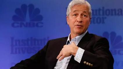 專家懟人果然有文化，批特朗普：“關稅猛藥”治不好“逆差病”，反要了性命丨外媒說