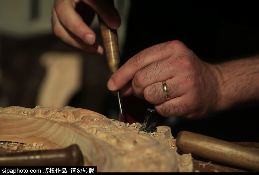 指尖上的藝術(shù) 葡萄牙舉行世界奢侈品設(shè)計工藝峰會