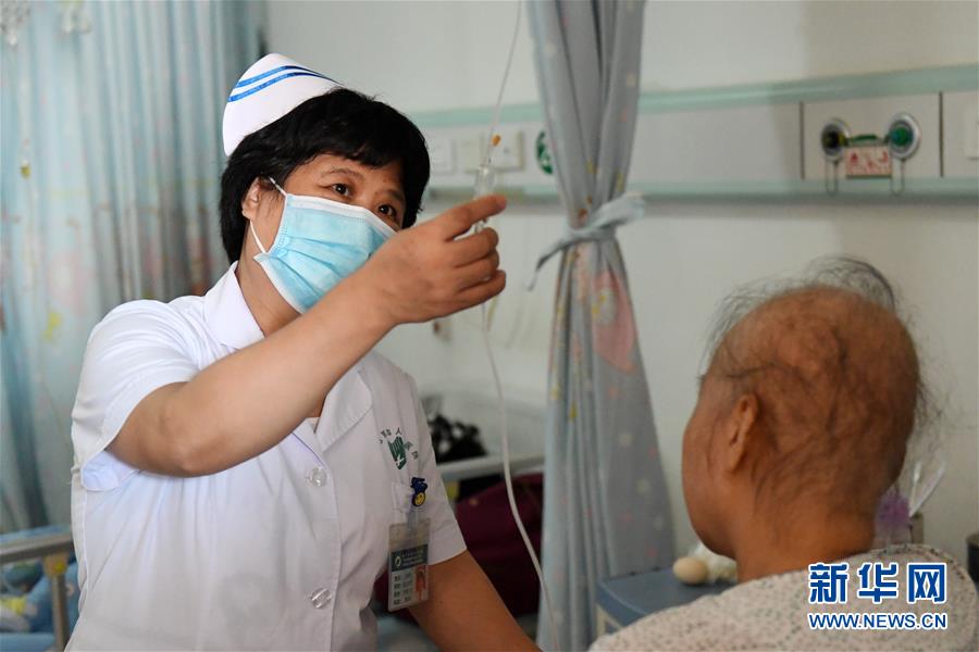 永不褪色的精神禮贊——獻(xiàn)給新時代的中國共產(chǎn)黨人