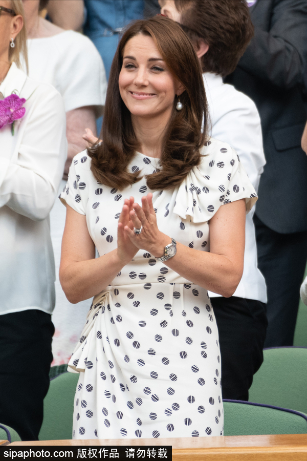 凱特、梅根兩位王妃同框亮相溫網觀戰 氣質優雅