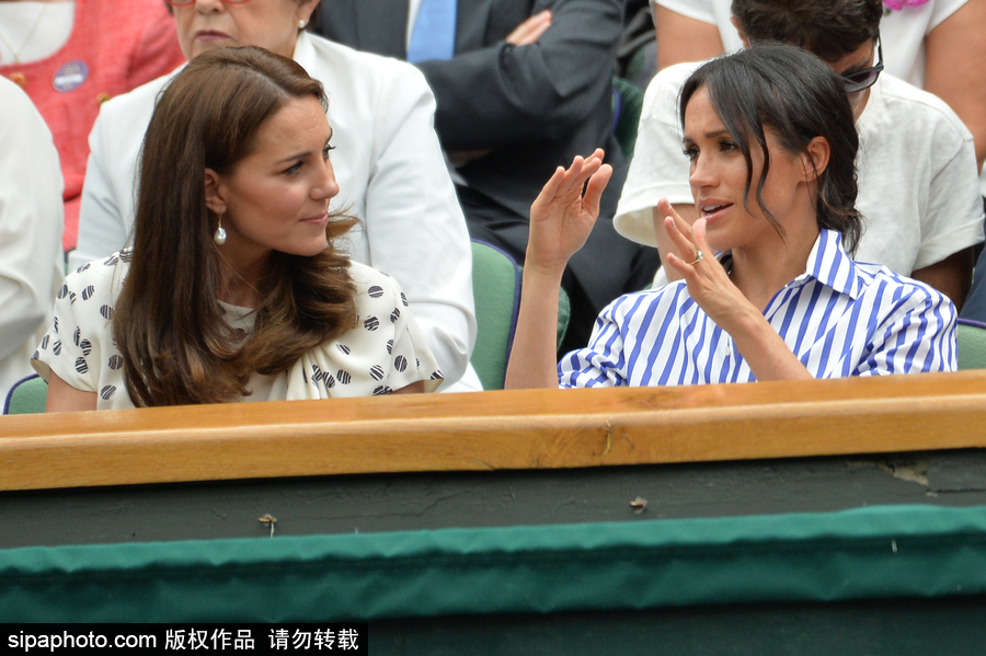 凱特、梅根兩位王妃同框亮相溫網觀戰 氣質優雅