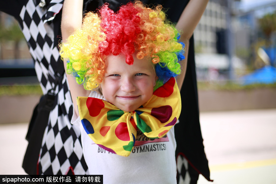 美國圣地亞哥國際動漫展 各路“英雄”匯聚熱鬧非凡