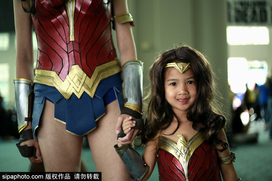 美國圣地亞哥動漫展上模仿者各顯神通吸引眼球