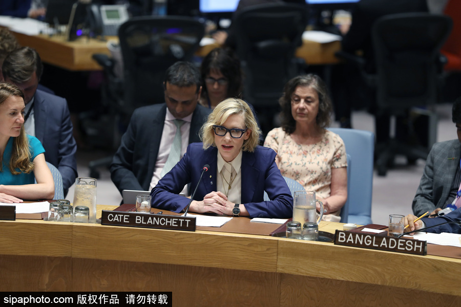 大魔王氣場超強！好萊塢女星凱特·布蘭切特現(xiàn)身聯(lián)合國會議