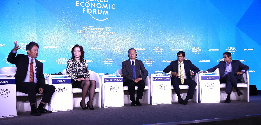 組圖:2018年夏季達沃斯“全球經濟展望:亞洲視角”分論壇